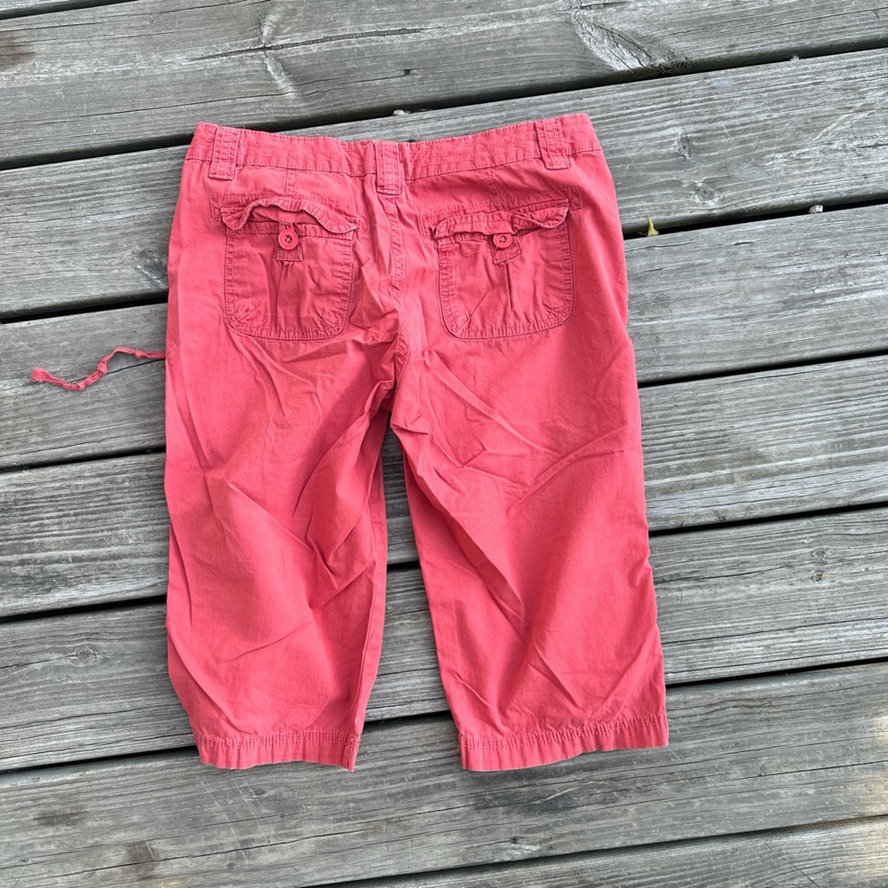 Aeropostale Women's Cargo Shorts in Pink - Picture 3 of 3